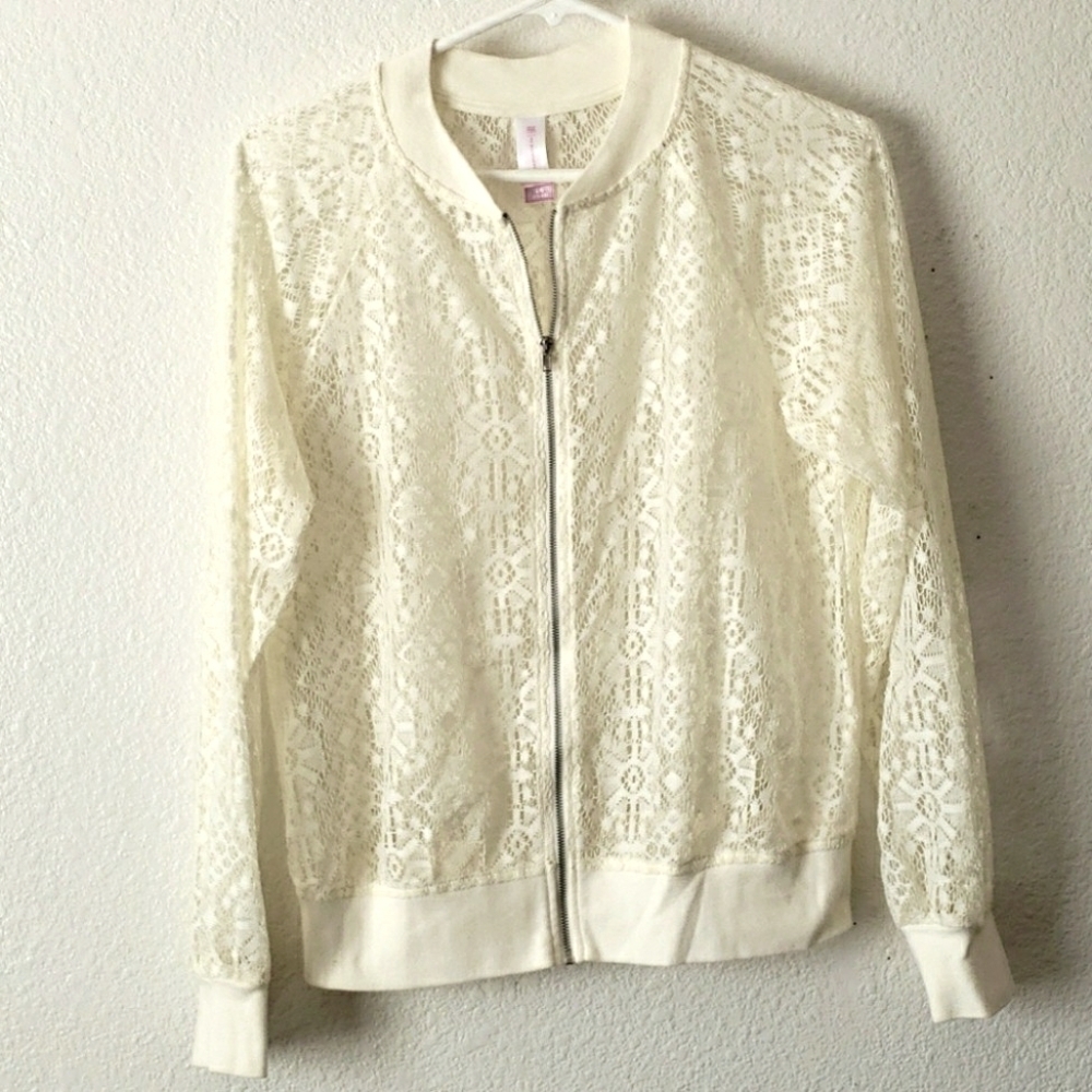 No Boundaries Lace Boho Bomber Jacket Size L